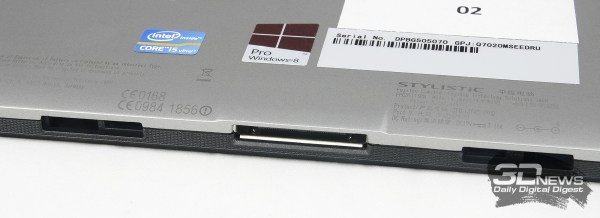  Fujitsu Stylistic Q702, разъём для клавиатуры 