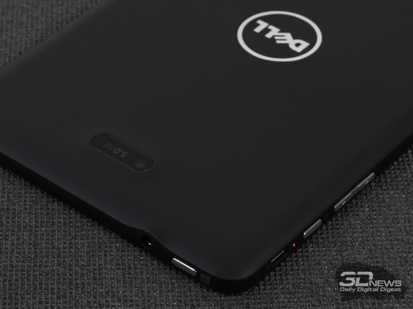 Dell Venue 8 Pro: Windows button is placed on the upper side 