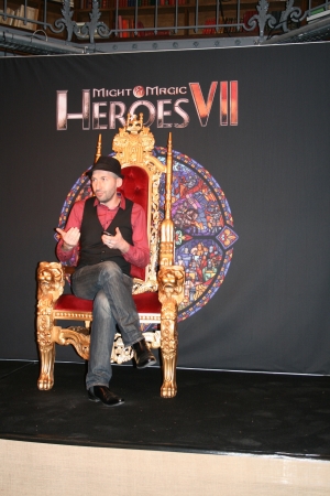  Эрван, как самый главный человек для серии, занимает положенный ему трон 