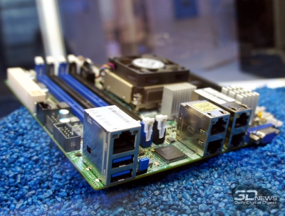  Mini-ITX плата Supermicro с Intel Xeon D-1540 