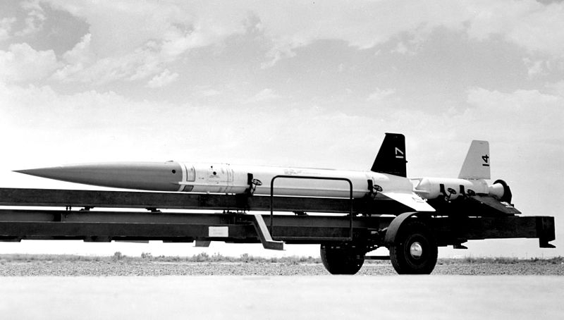  Высотная ракета Aerobee должна была образовать верхние ступени носителя 