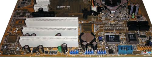  ASUS A8N-E 