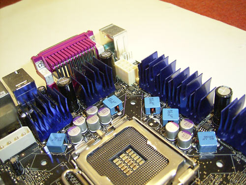  Intel D975XBX 