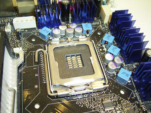  Intel D975XBX 