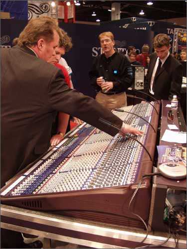  NAMM-2004 