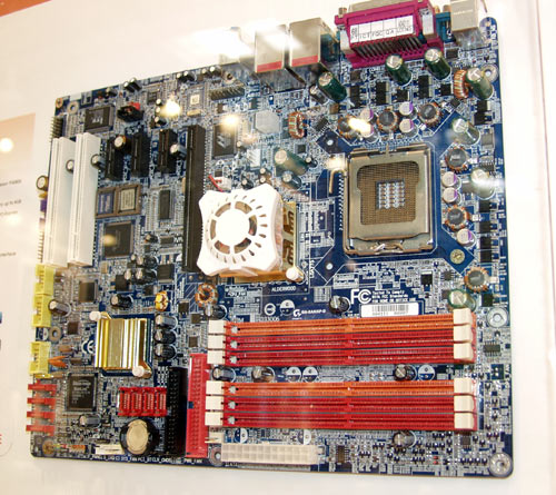  Gigabyte 8ANXP-D 